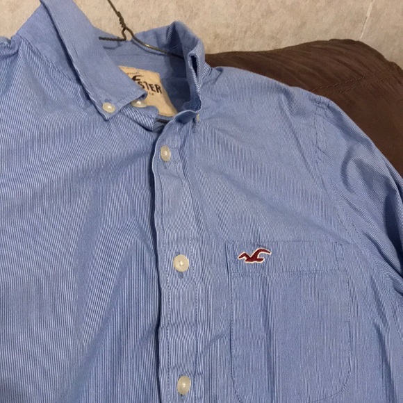 Men’s hollister button up - Picture 2 of 4